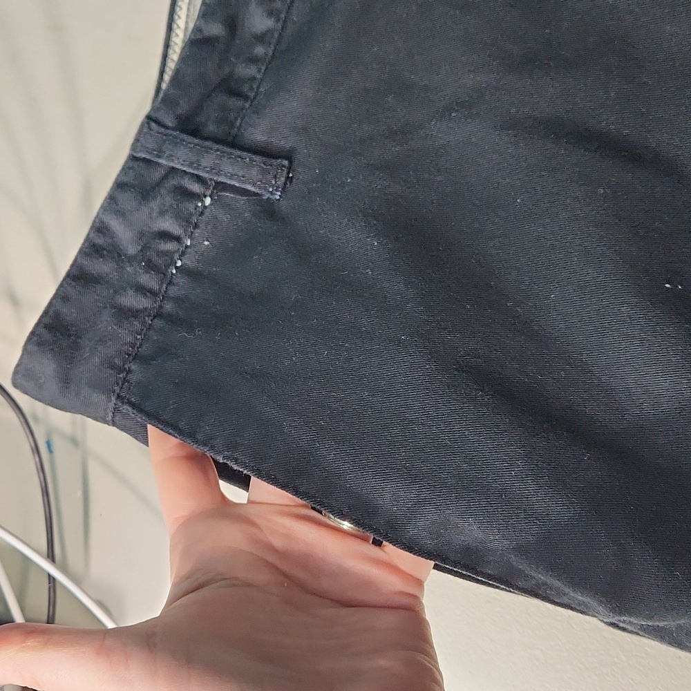 5/$25volcom Flat Front Black Basic Shorts - image 8